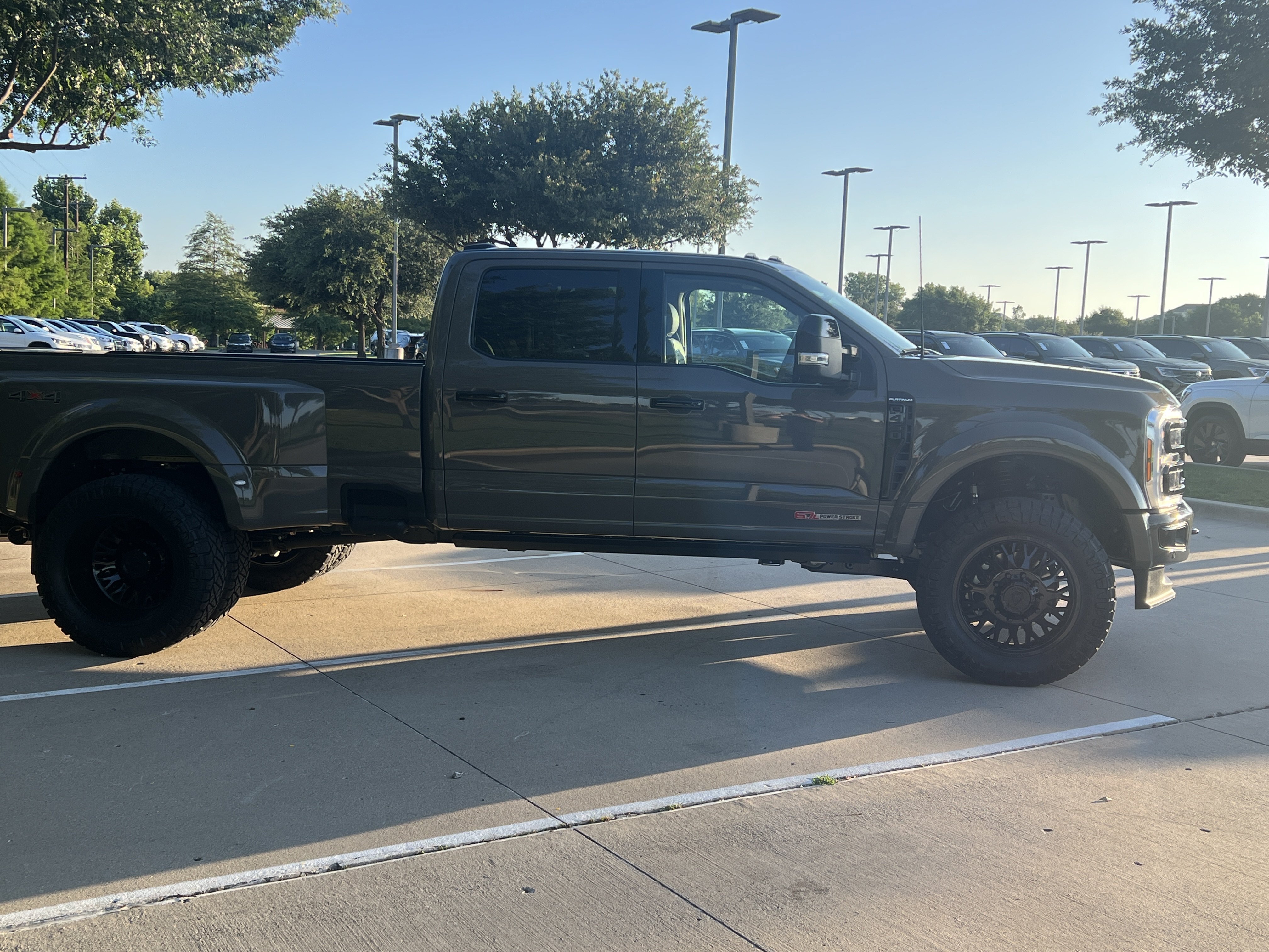 Used 2026 Ford F450 Platinum w/ Platinum Plus Package AWD/4WD image 11