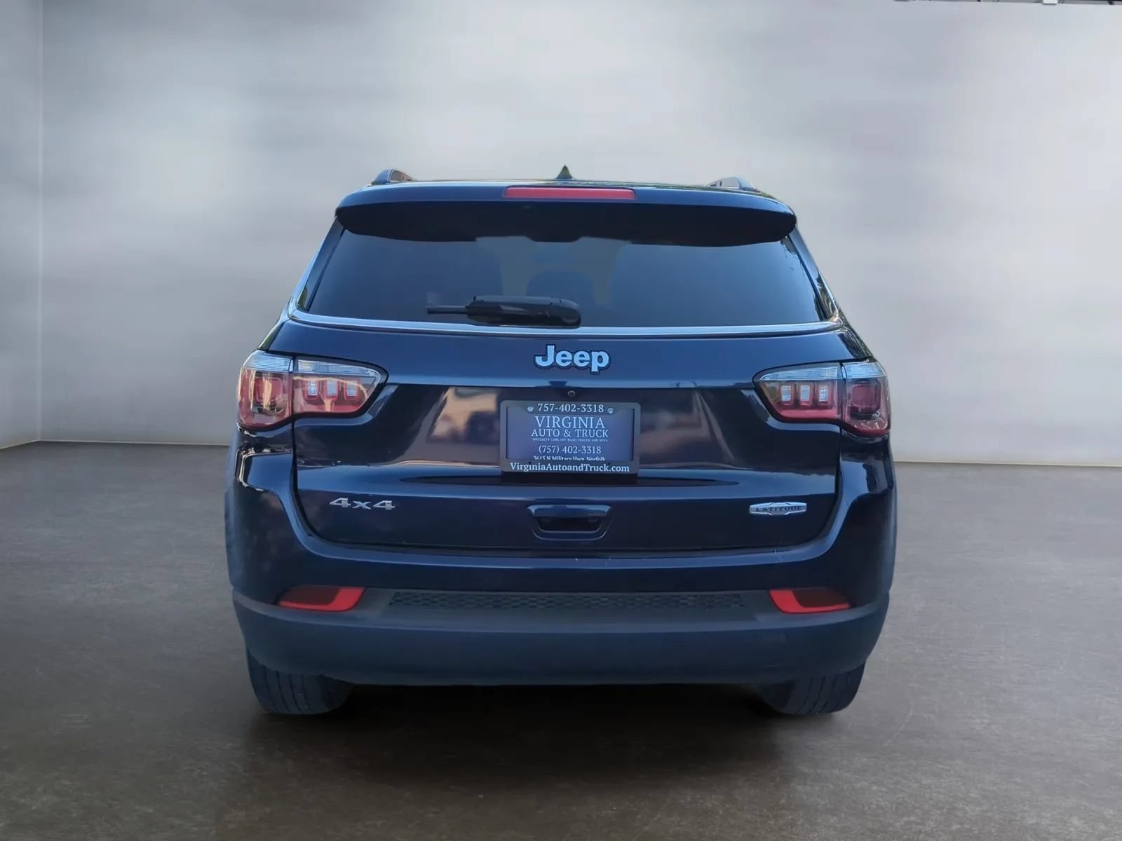 Used 2018 Jeep Compass Latitude AWD/4WD image 8