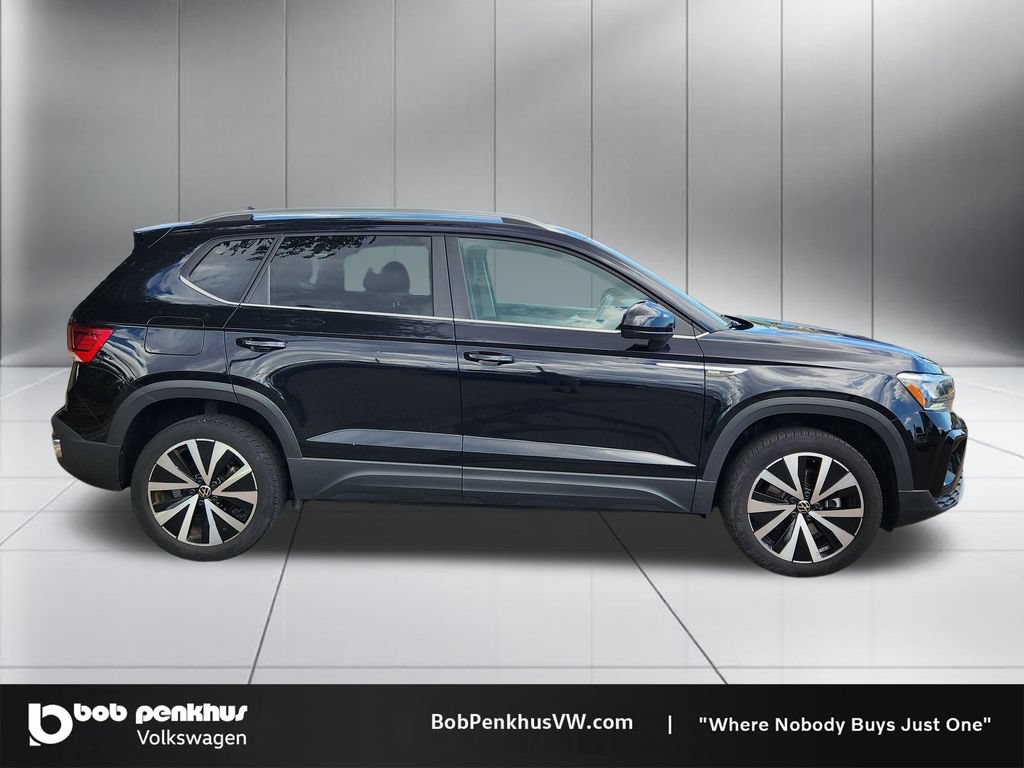 Used 2024 Volkswagen Taos SE FWD image 24