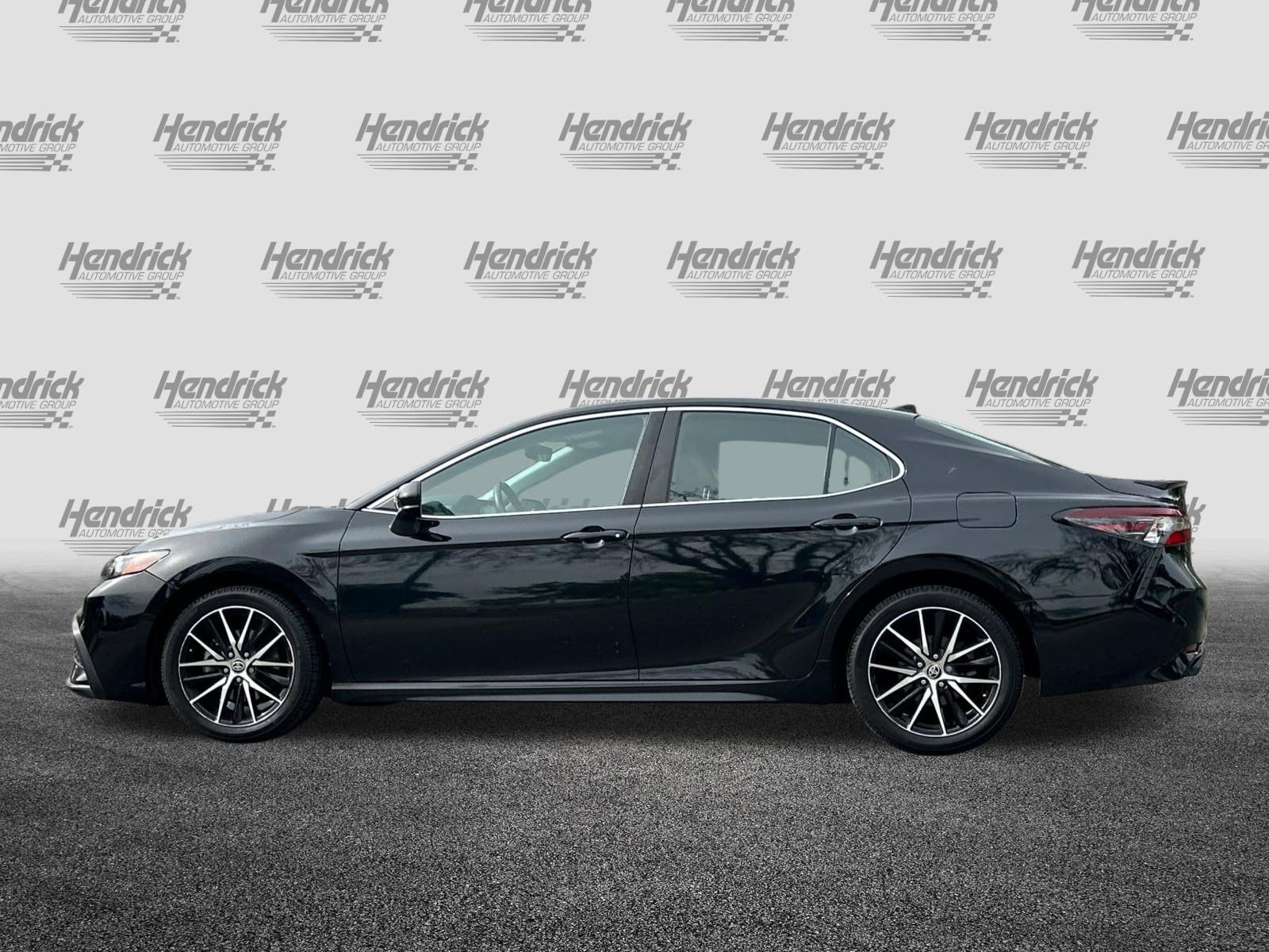 Used 2021 Toyota Camry SE image 8