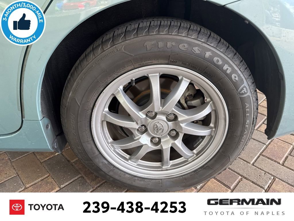 Used 2014 Toyota Prius V Three image 10