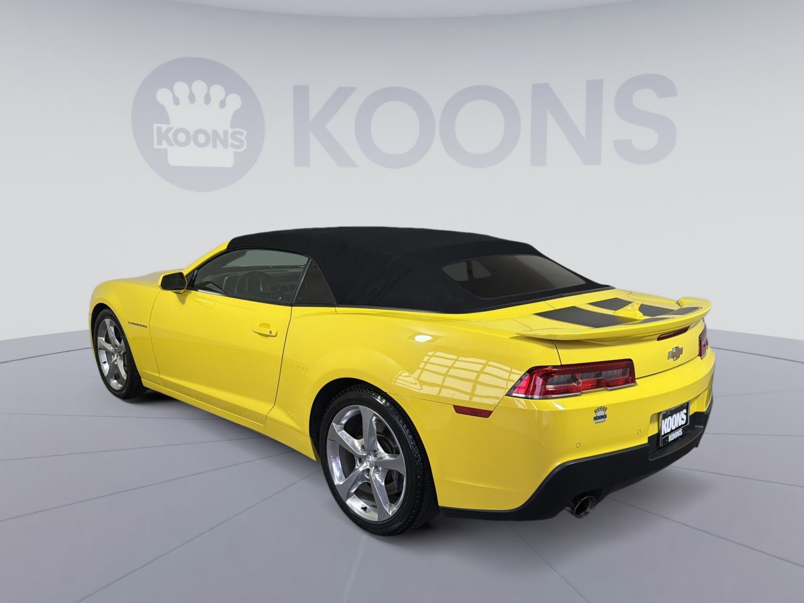 Used 2015 Chevrolet Camaro SS w/ RS Package image 4