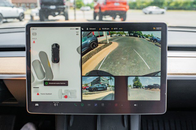 Used 2023 Tesla Model Y Long Range image 26