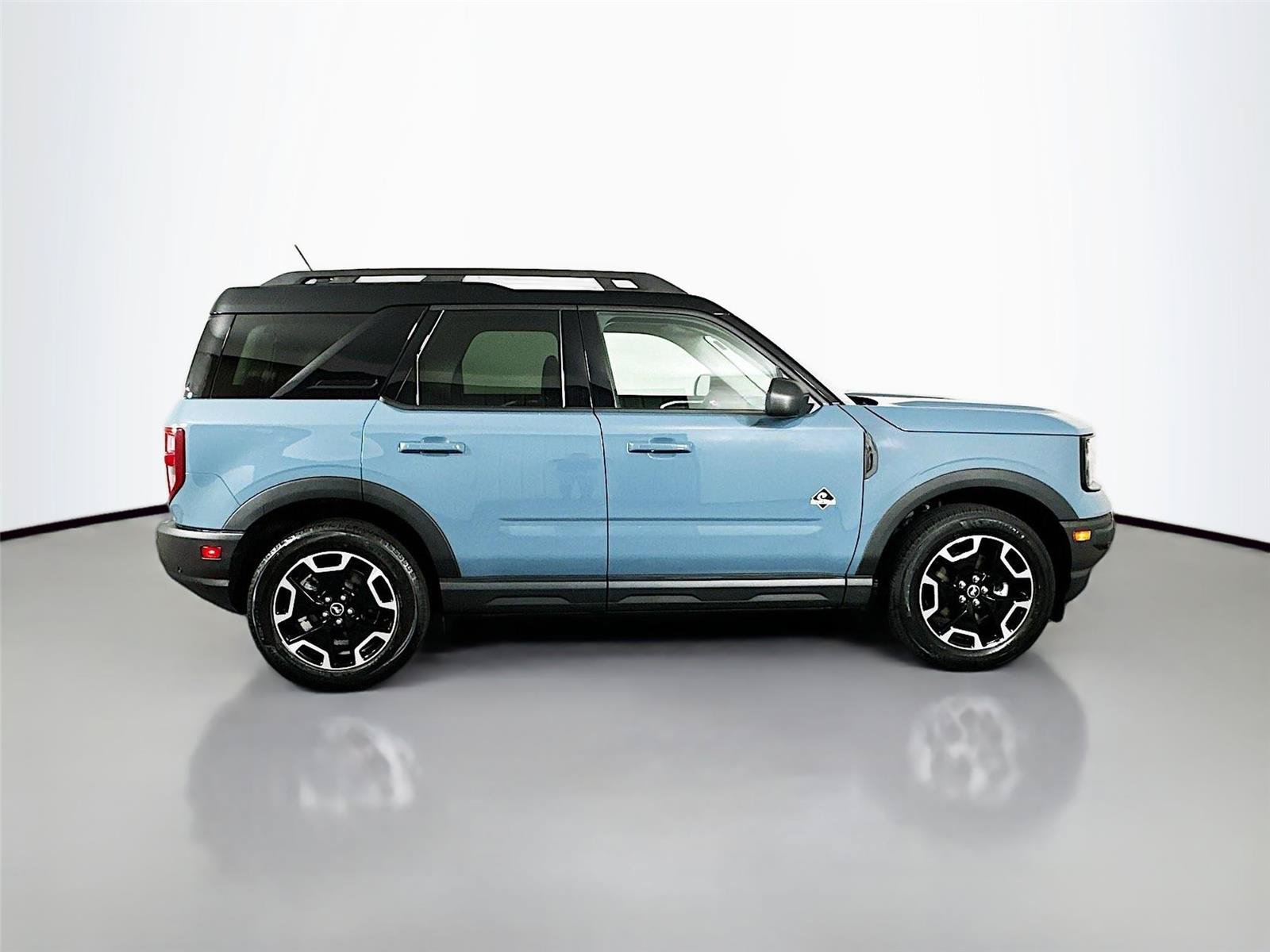 Used 2023 Ford Bronco Sport Outer Banks w/ Tech Package AWD/4WD image 18