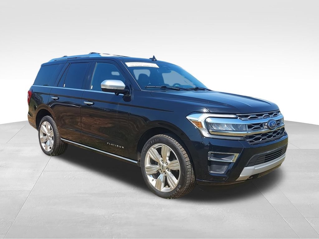 Used 2022 Ford Expedition Platinum AWD/4WD image 2