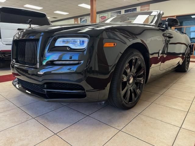 Used 2018 Rolls-Royce Dawn RWD image 6