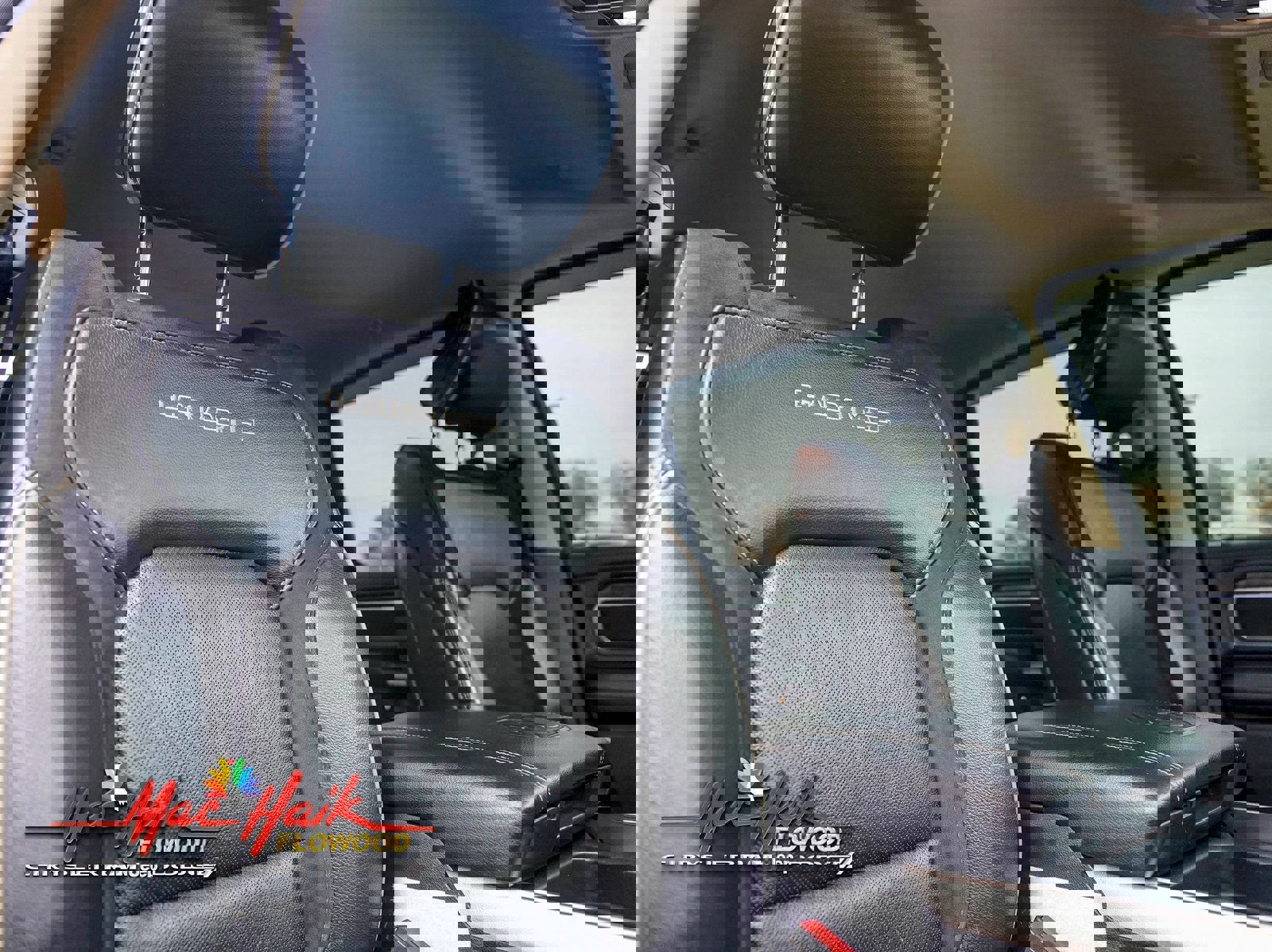 Used 2019 RAM 1500 Laramie image 11