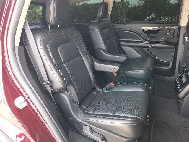 Used 2022 Lincoln Aviator Reserve w/ Elements Package Plus RWD image 16