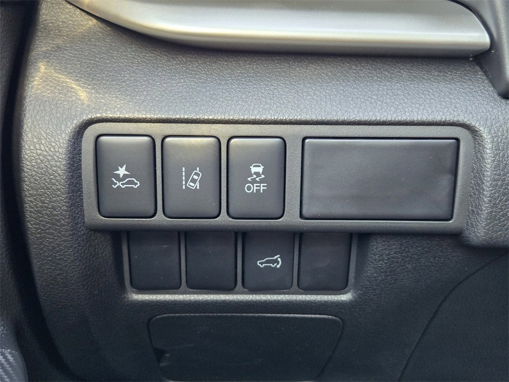 New 2026 Mitsubishi Eclipse Cross SEL image 17
