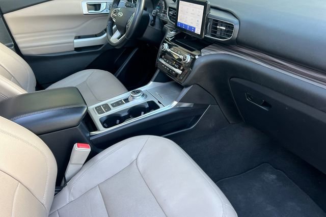 Used 2021 Ford Explorer Limited w/ Equipment Group 301A image 20
