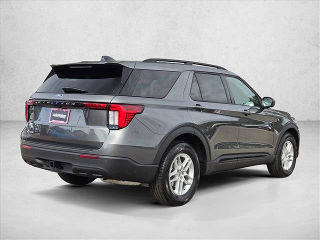 New 2026 Ford Explorer Active RWD image 2