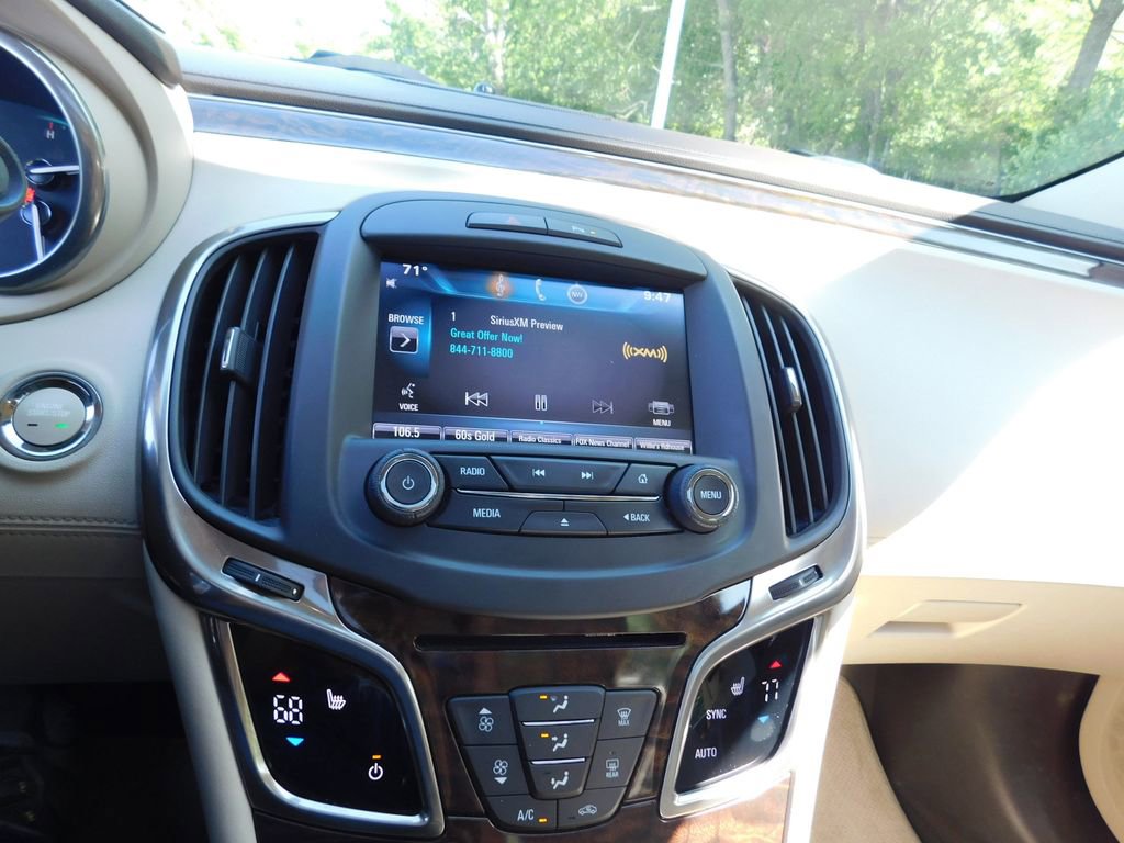 Used 2015 Buick LaCrosse Leather FWD image 8