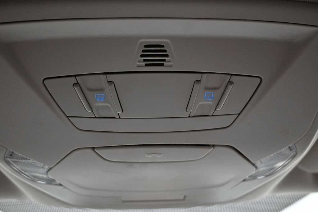 Used 2019 Ford Escape SEL w/ Sun & Style Package FWD image 41