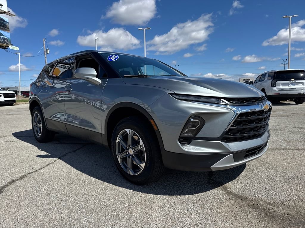 Used 2024 Chevrolet Blazer LT image 9