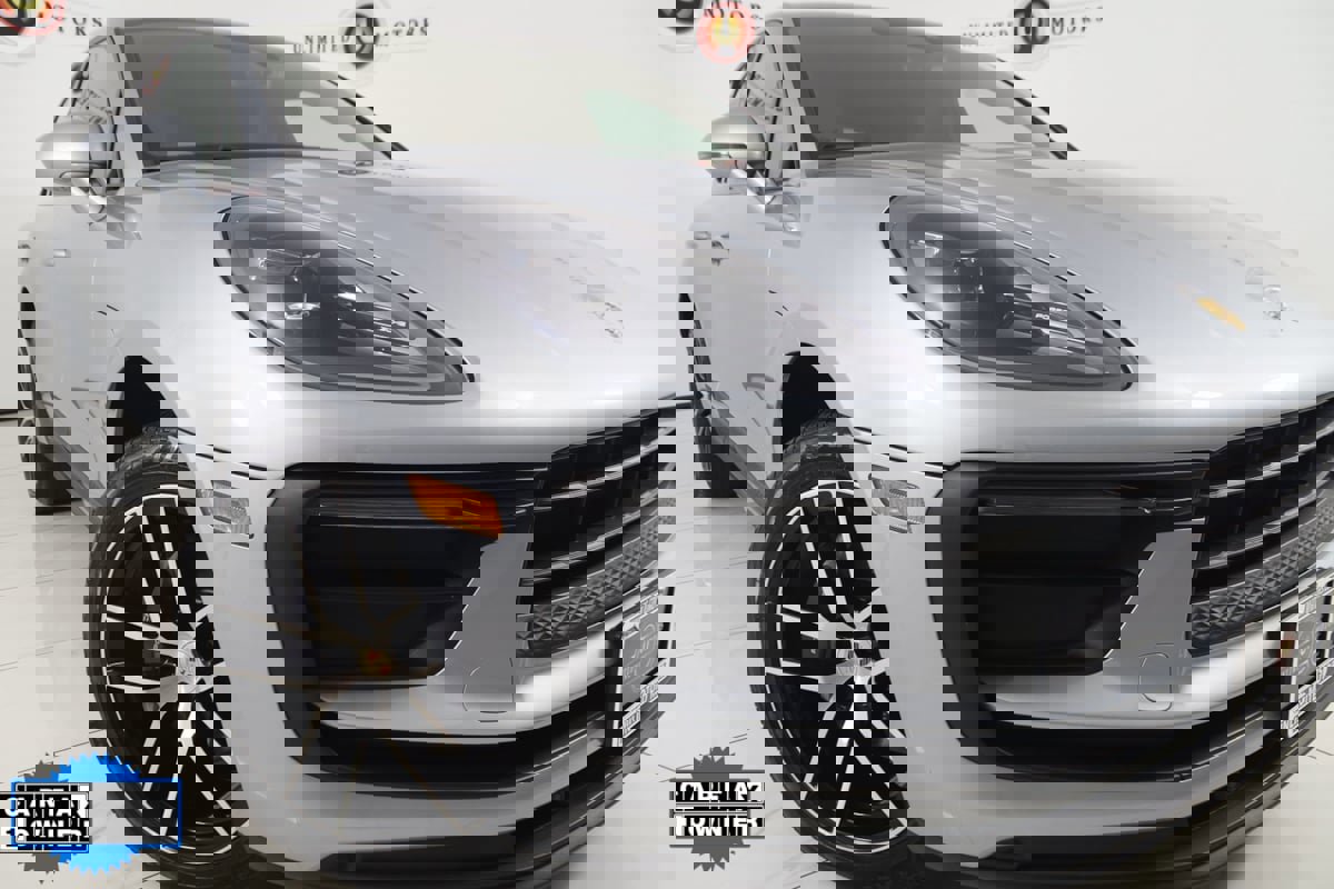 Used 2022 Porsche Macan image 18