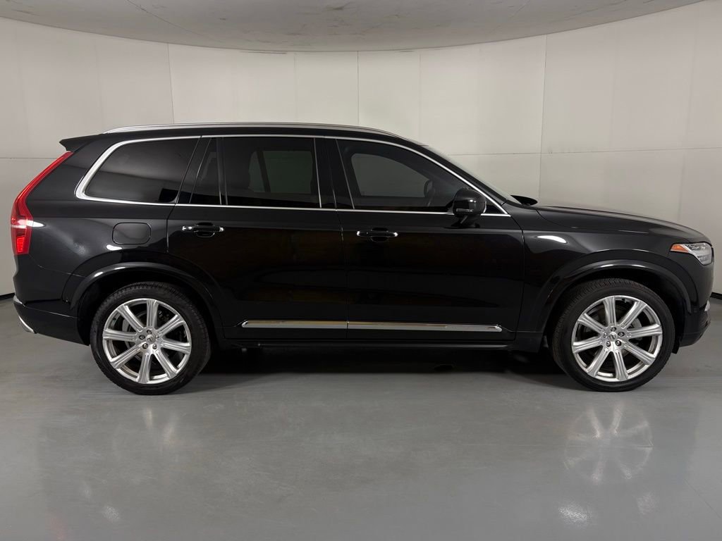 Used 2017 Volvo XC90 T6 Inscription w/ Vision Package AWD/4WD image 9