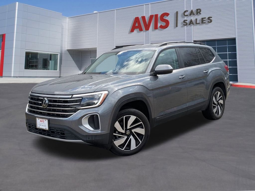Used 2025 Volkswagen Atlas SE