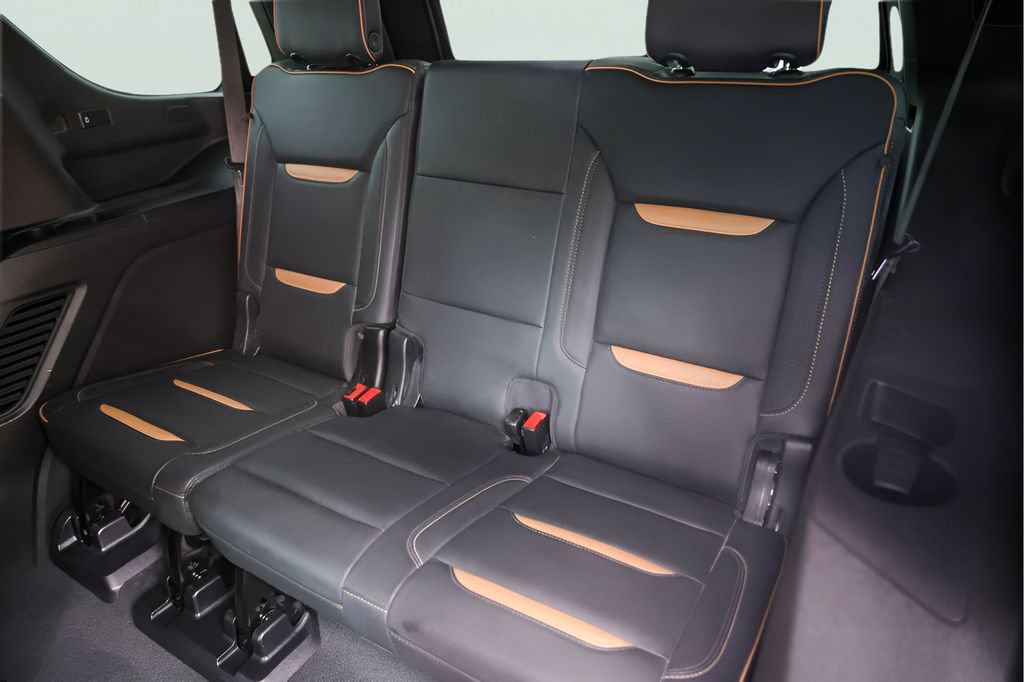 Used 2021 GMC Yukon AT4 w/ Rear Media and Nav Package AWD/4WD image 28