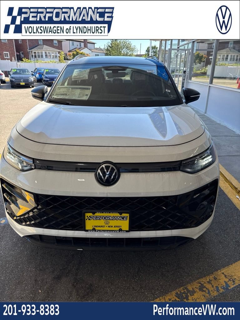 New 2026 Volkswagen Tiguan SE R-Line
