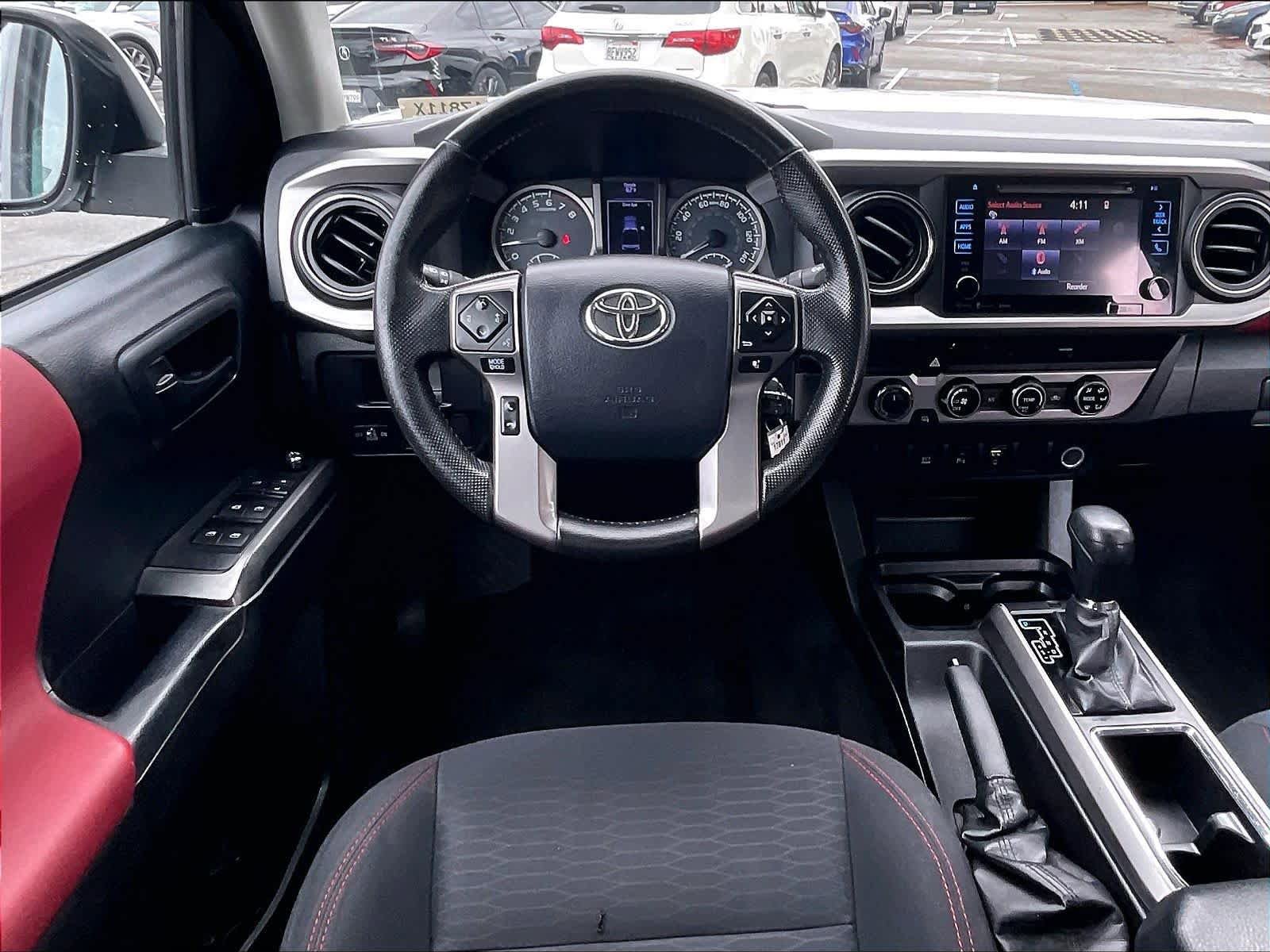 Used 2016 Toyota Tacoma SR5 w/ SR5 Appearance Package (DN) image 7