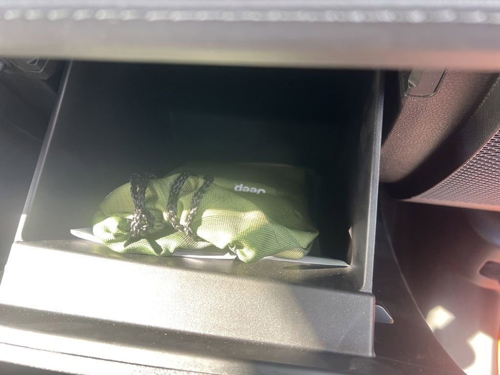 Certified 2025 Jeep Gladiator Mojave w/ Safety Group image 49