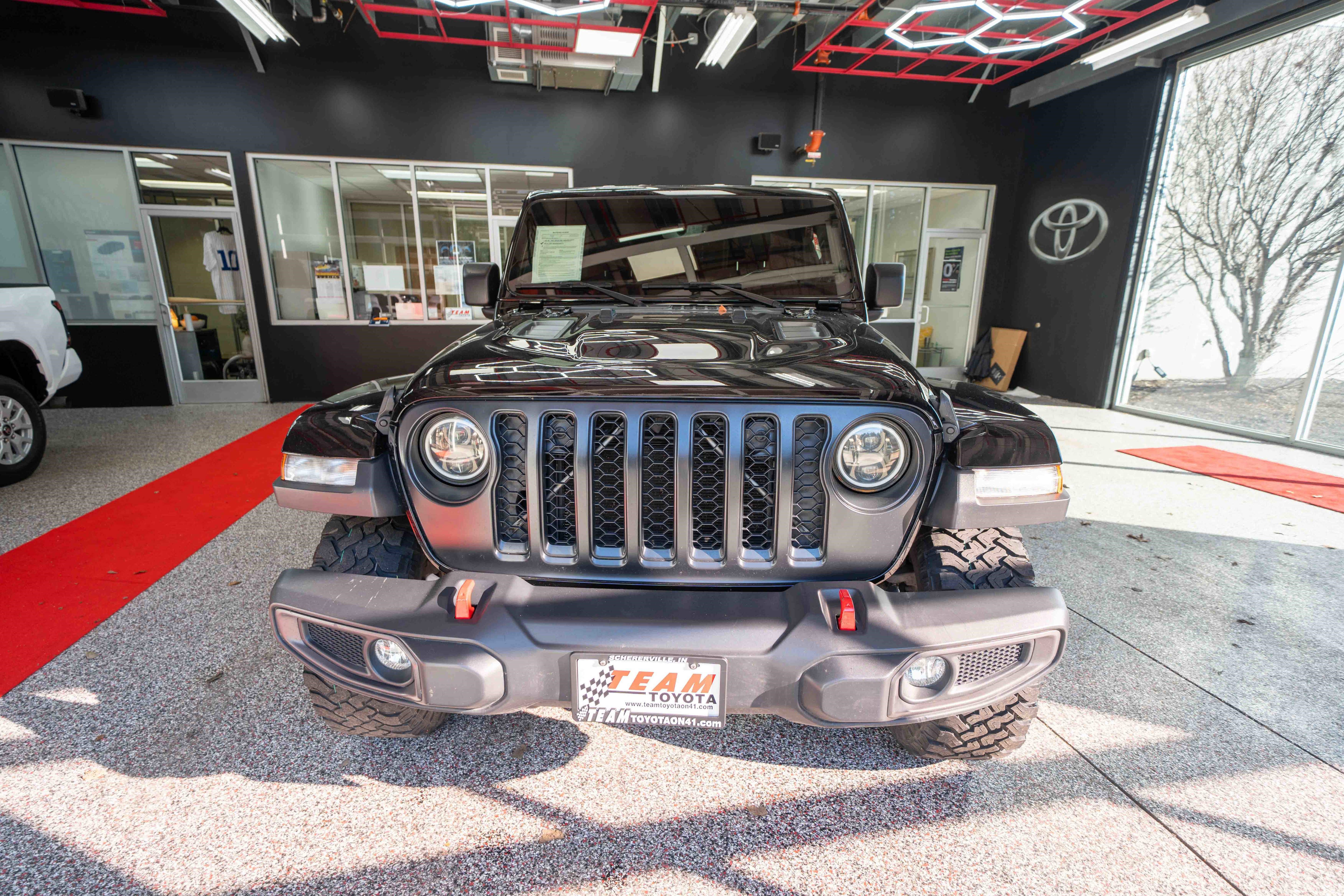 Used 2021 Jeep Gladiator Rubicon image 6