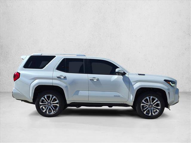 Used 2025 Toyota 4Runner Limited w/ Tow Technology Package AWD/4WD image 4
