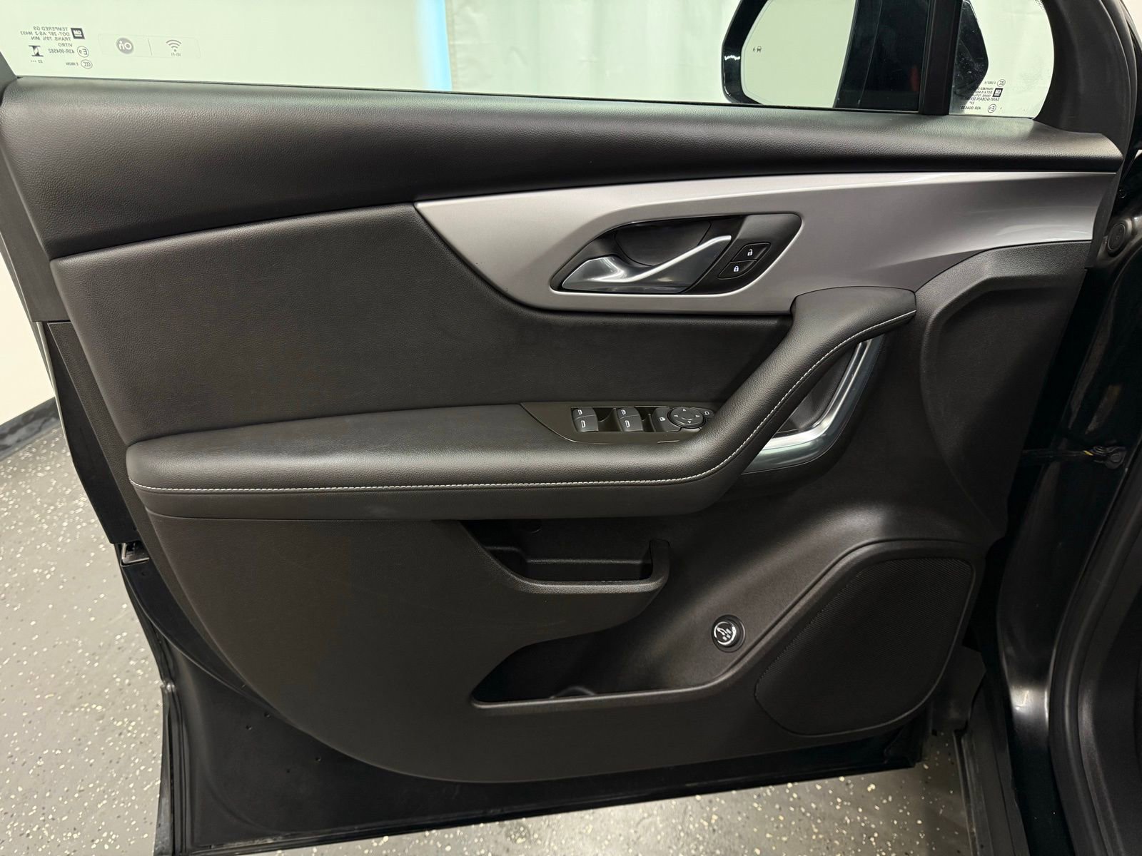 Used 2024 Chevrolet Blazer LT w/ Redline Edition image 9