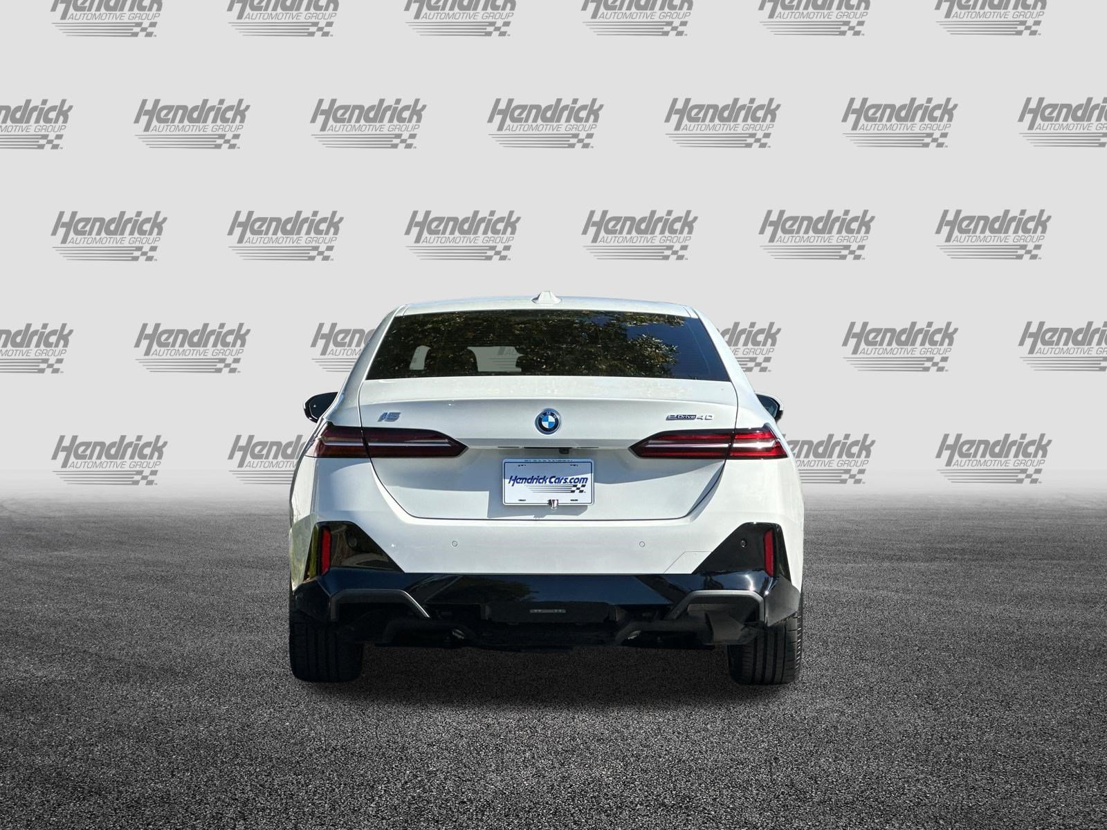 Certified 2024 BMW i5 eDrive40i w/ M Sport Package RWD image 6