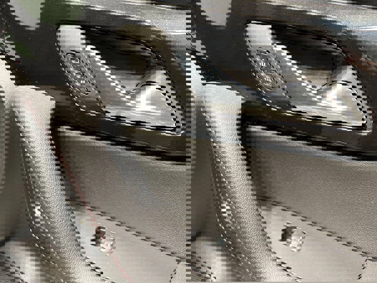 Used 2022 Chevrolet Blazer RS image 11