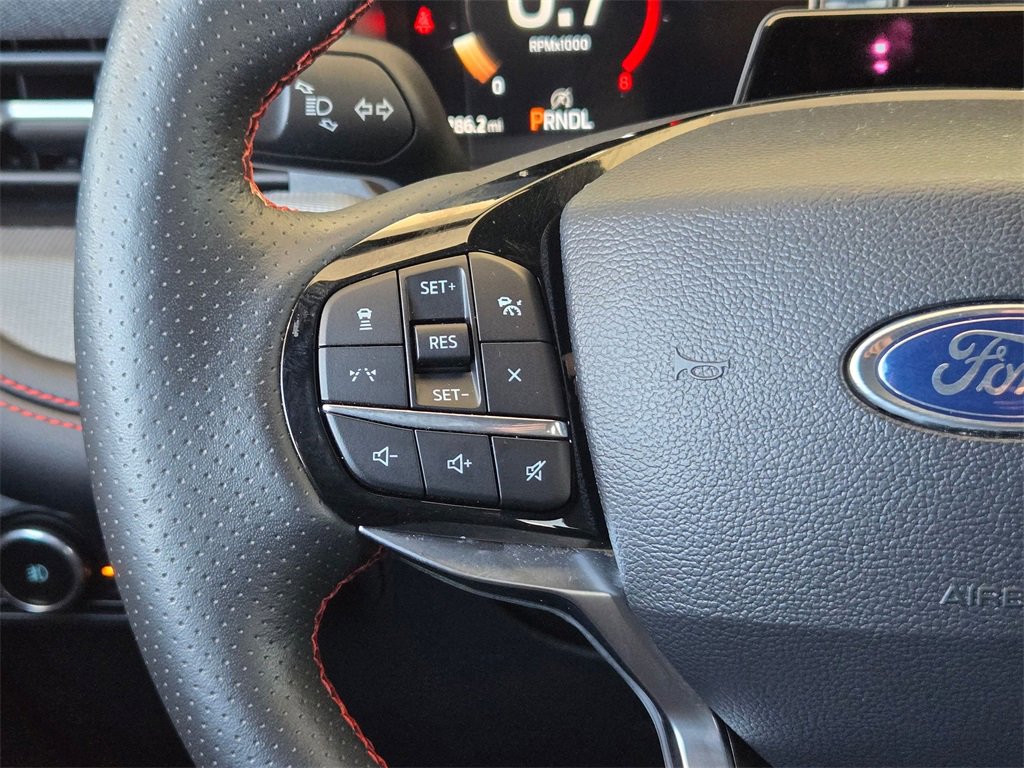 Used 2025 Ford Explorer ST-Line w/ ST-Line Street Pack image 21