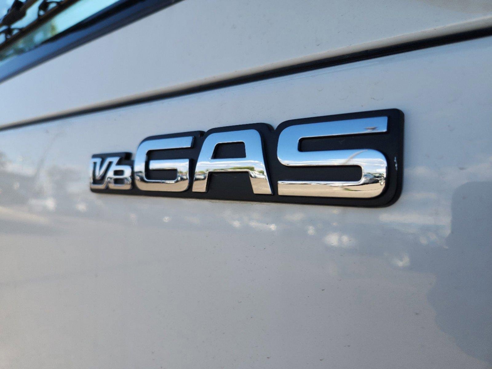 New 2025 Chevrolet Low Cab Forward image 32