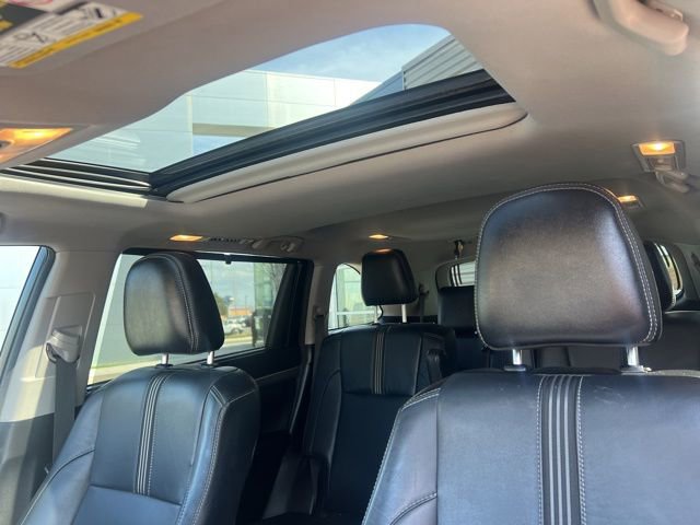 Used 2017 Toyota Highlander SE image 25