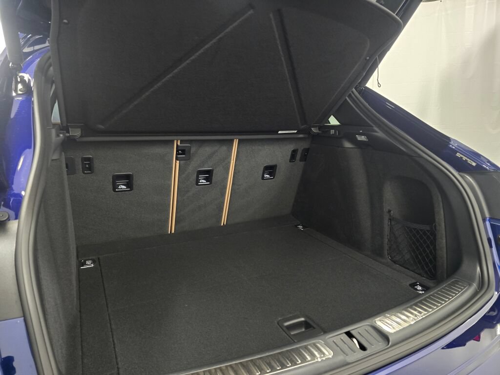New 2026 Porsche Macan S AWD/4WD image 23