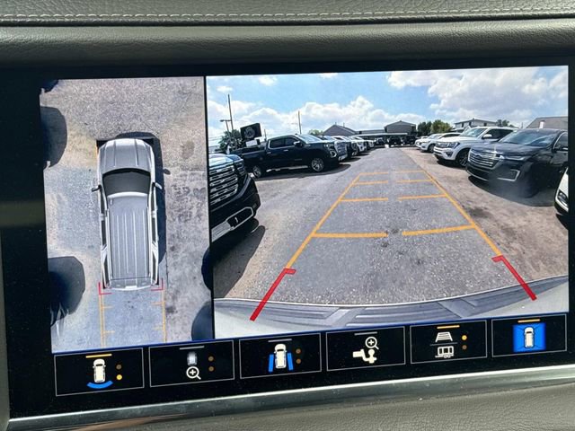 Used 2021 GMC Yukon Denali w/ Denali Premium Package image 32