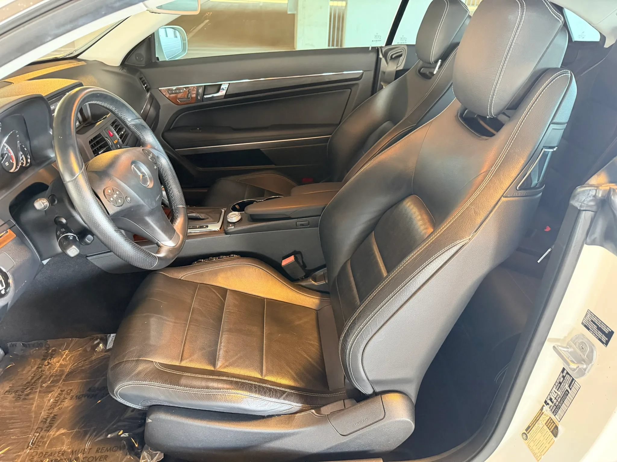 Used 2010 Mercedes-Benz E 550 Coupe image 25