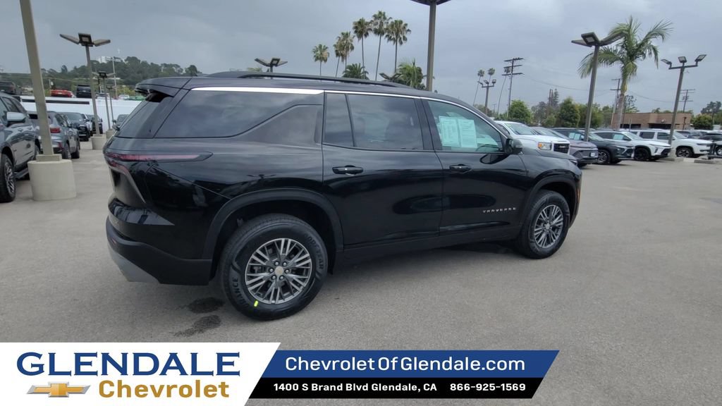 Certified 2024 Chevrolet Traverse LT AWD/4WD image 8