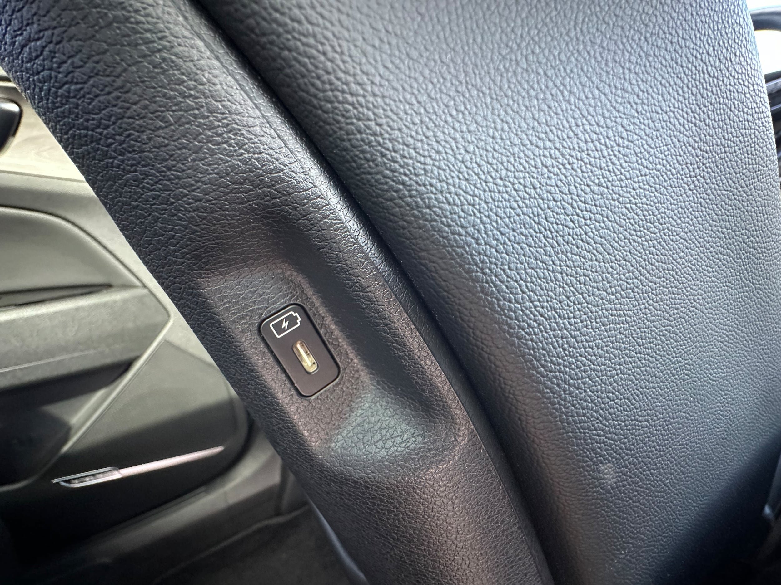 Used 2024 Kia Sportage X-Pro Prestige AWD/4WD image 16