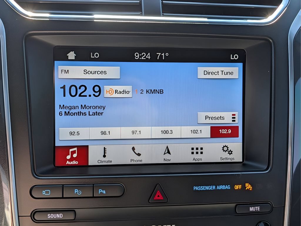 Used 2019 Ford Explorer Platinum AWD/4WD image 21