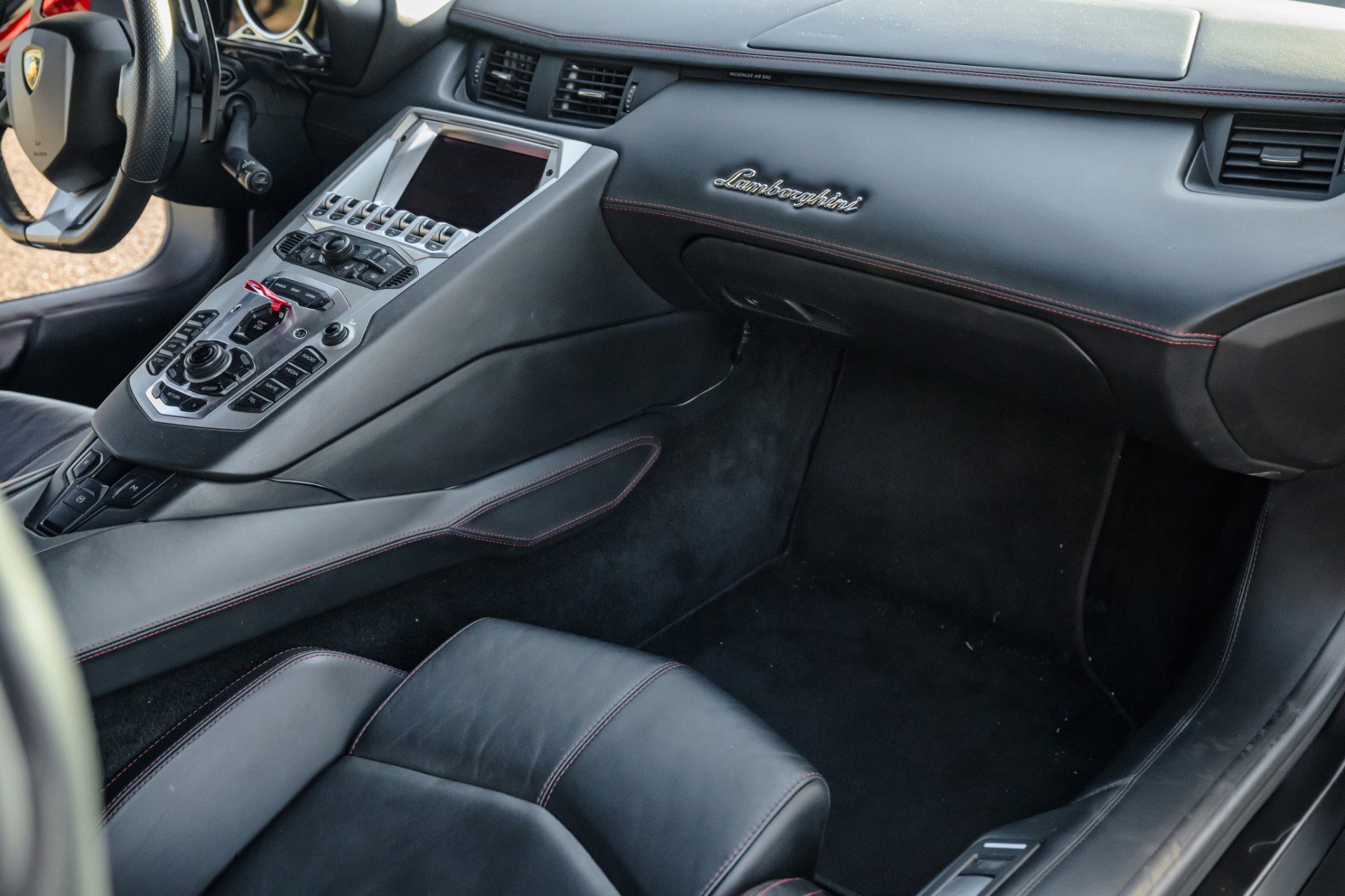 Used 2013 Lamborghini Aventador LP 700-4 image 30