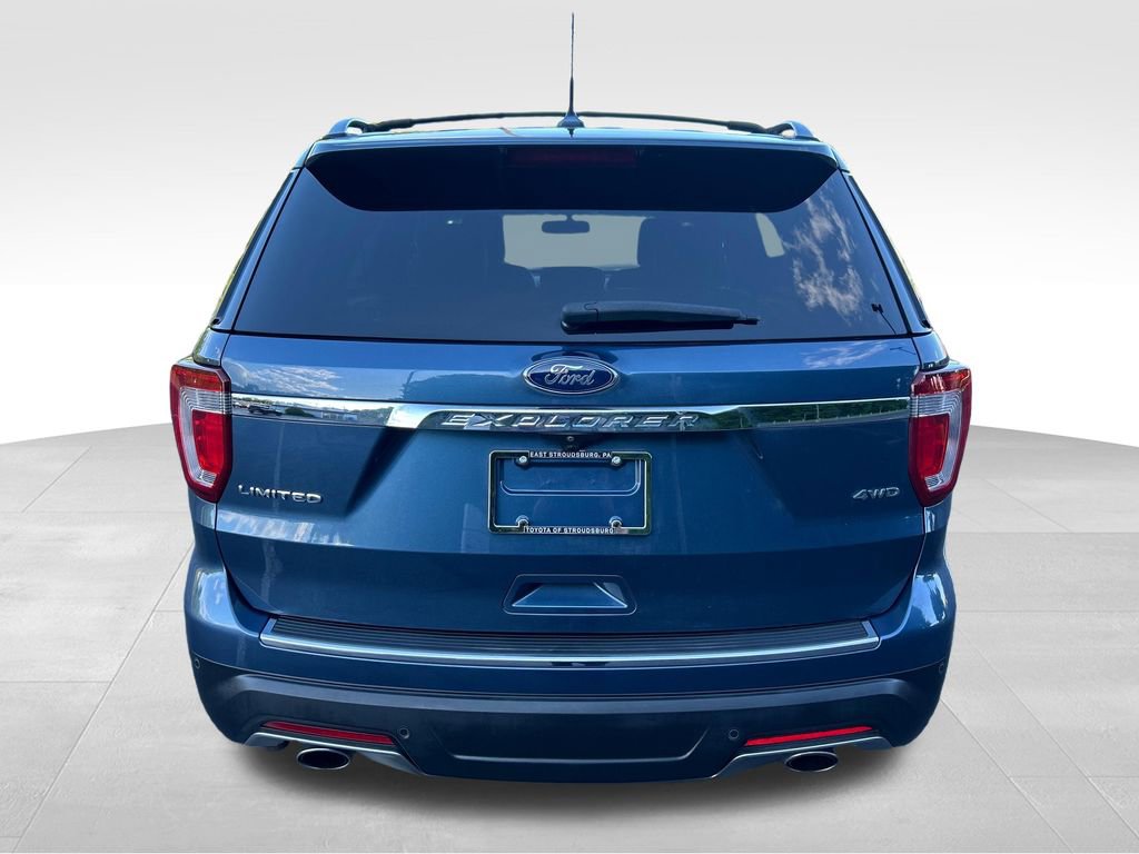Used 2018 Ford Explorer Limited AWD/4WD image 4