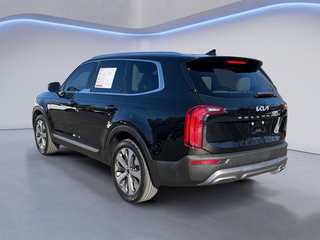 Used 2022 Kia Telluride EX w/ EX Premium Package image 5