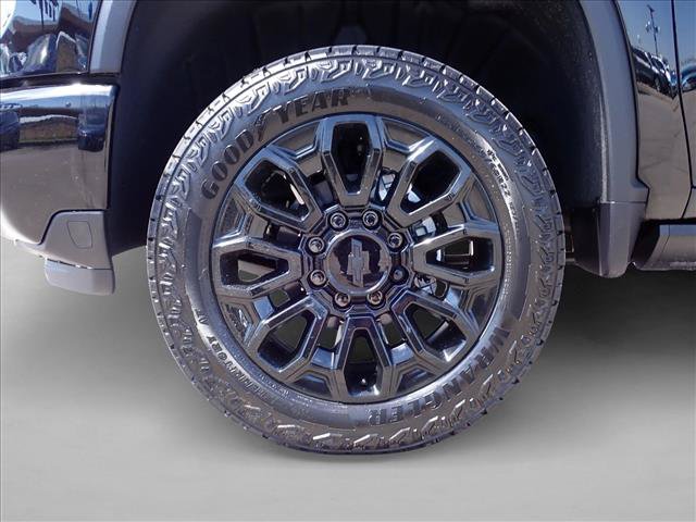 New 2026 Chevrolet Silverado 2500 High Country w/ High Country Premium Package AWD/4WD image 7