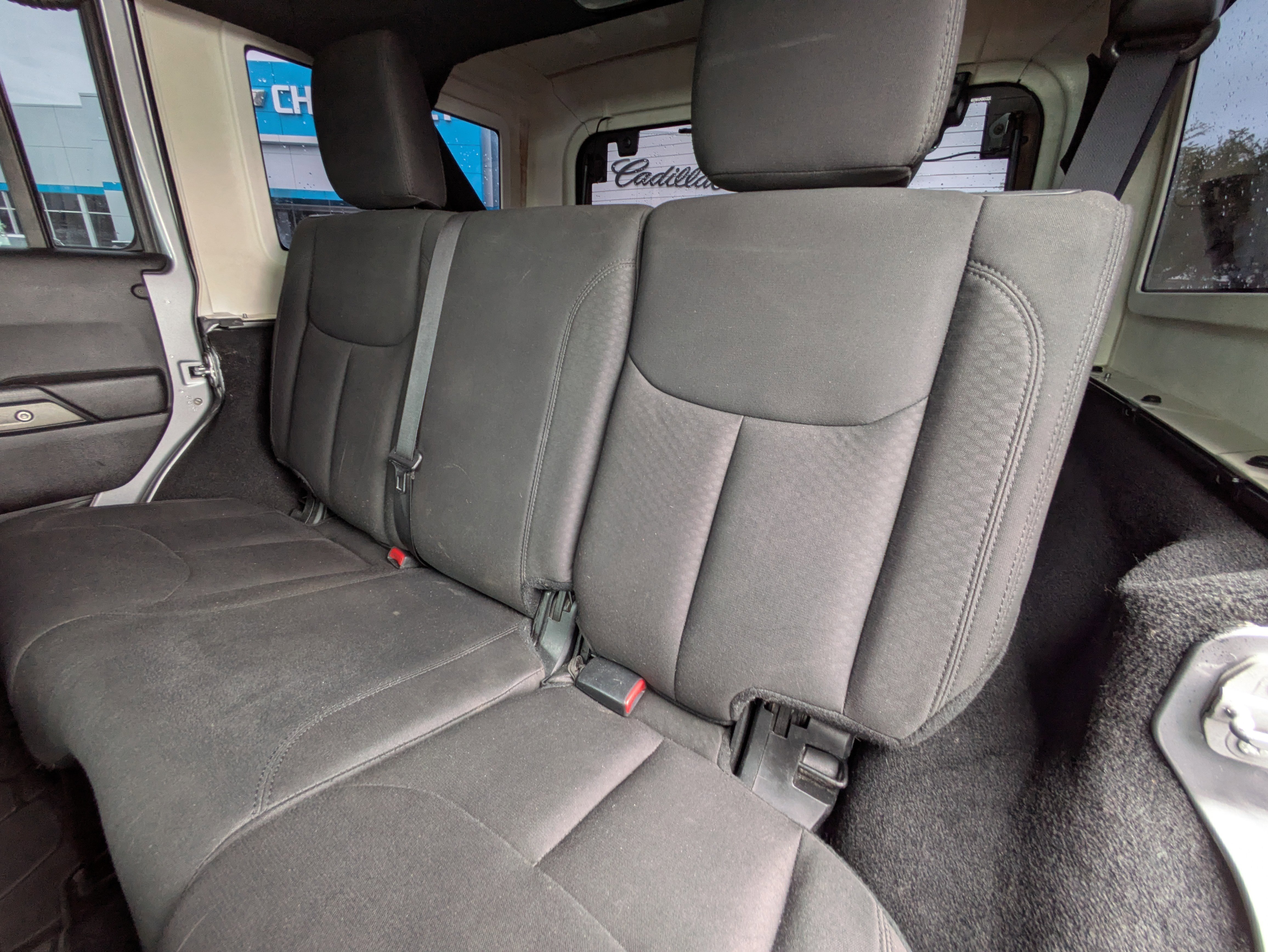 Used 2015 Jeep Wrangler Unlimited Sport image 8