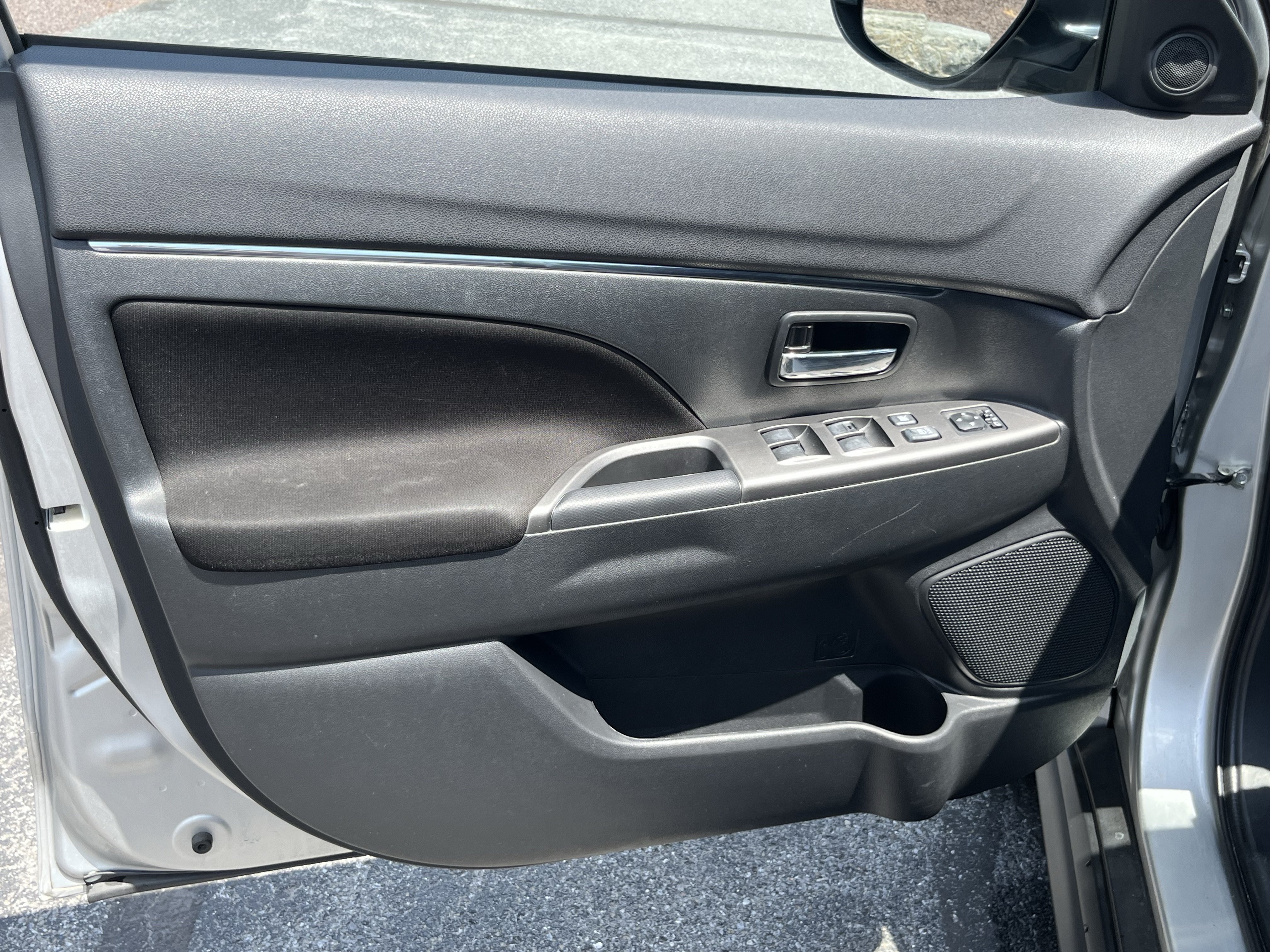 Used 2020 Mitsubishi Outlander Sport AWD image 19