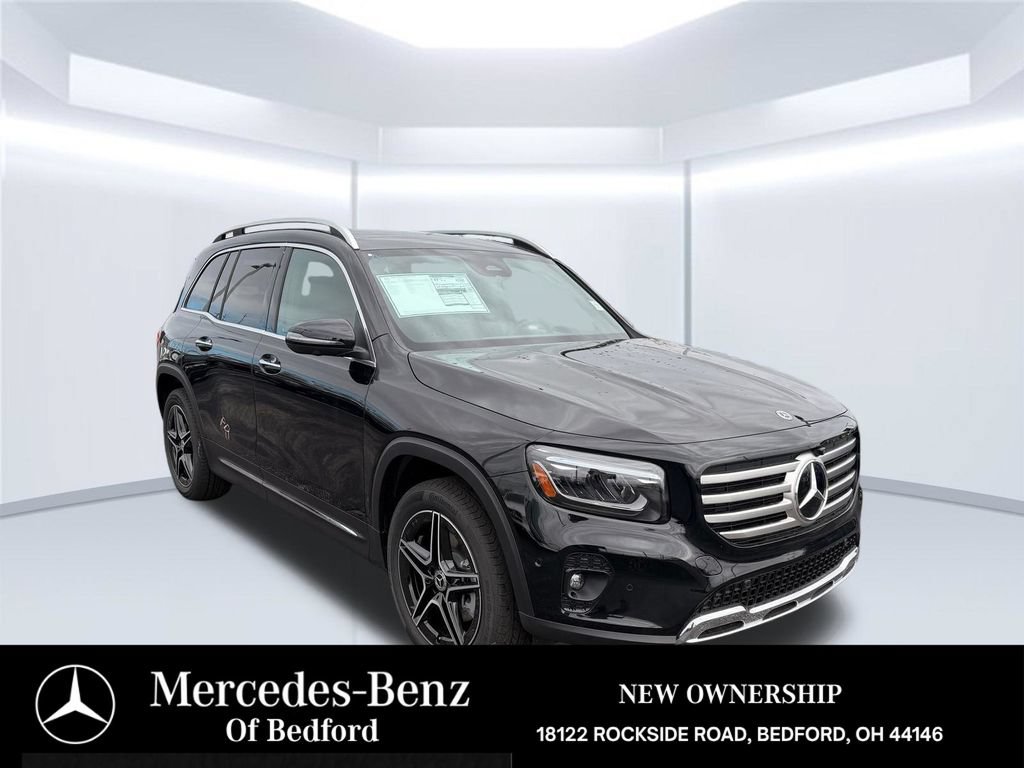 New 2026 Mercedes-Benz GLB 250 4MATIC image 3