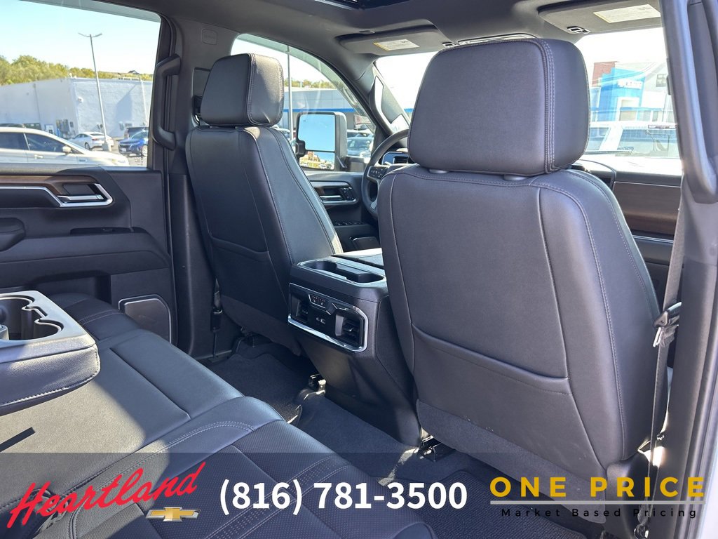 Used 2024 Chevrolet Silverado 2500 High Country w/ High Country Premium Package image 56