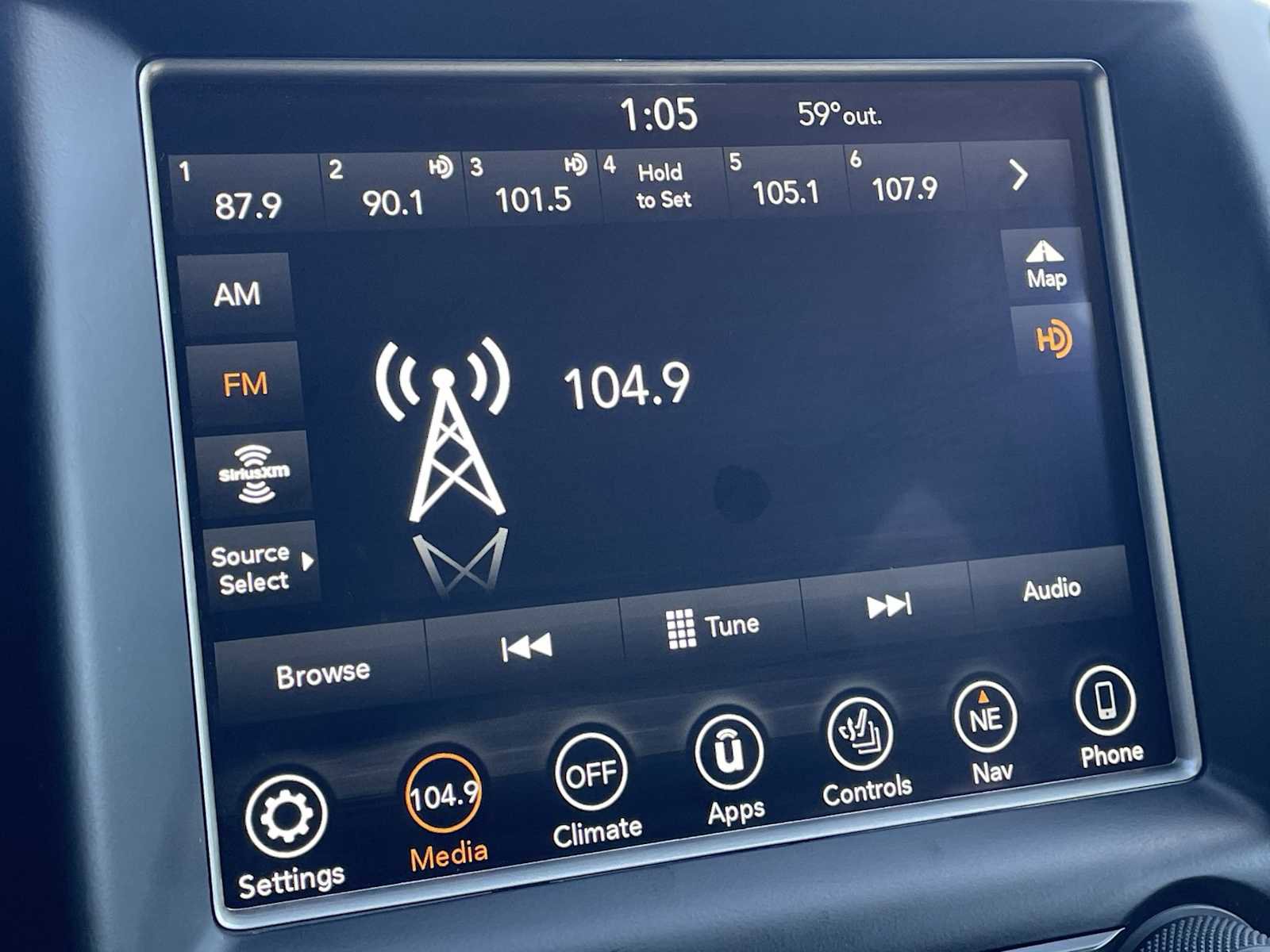 Used 2018 Jeep Grand Cherokee Limited image 20