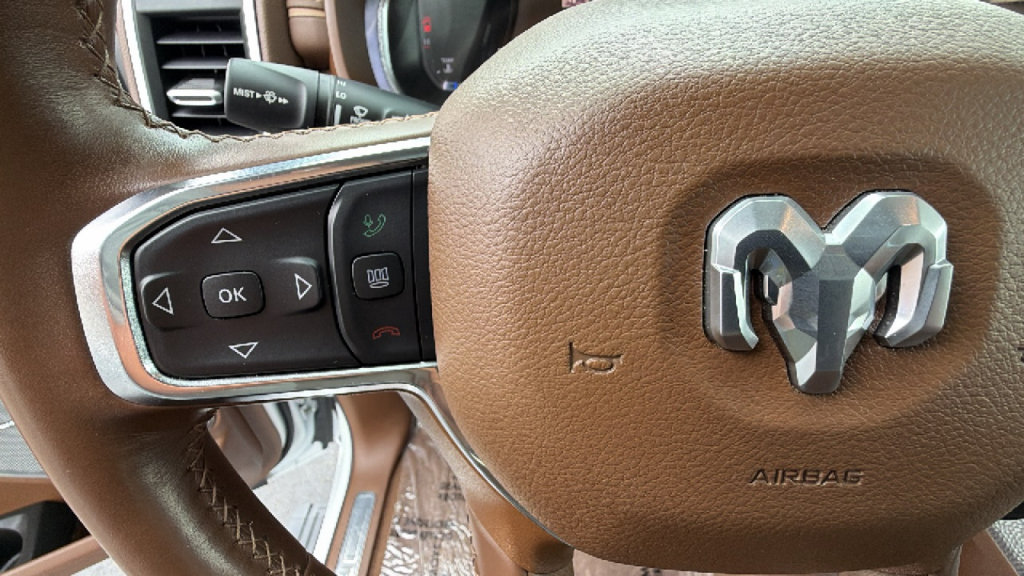 Used 2024 RAM 1500 Limited AWD/4WD image 19