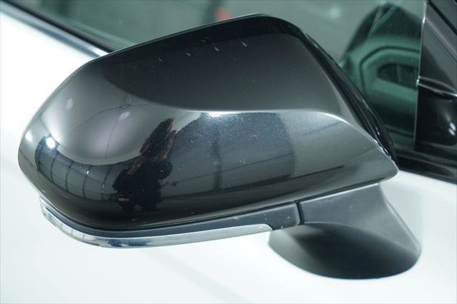 Used 2018 Toyota Camry XSE FWD image 17